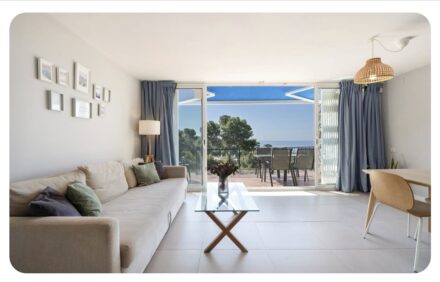 SunAndBed Punta del Cavall